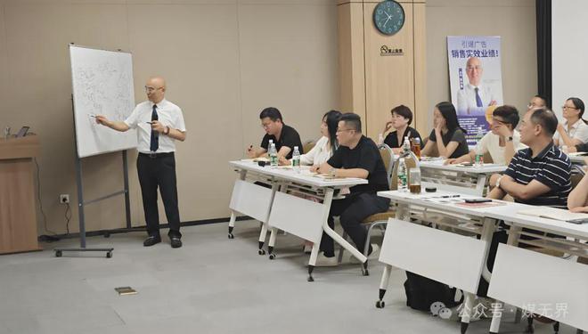 彭小东：寒冬来临中国真正优秀户外广告传媒企业的活法！(图3)