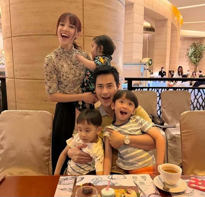 四胎女儿梦破灭！郑嘉颖妻子封肚不再生直言三个儿子已足够(图6)