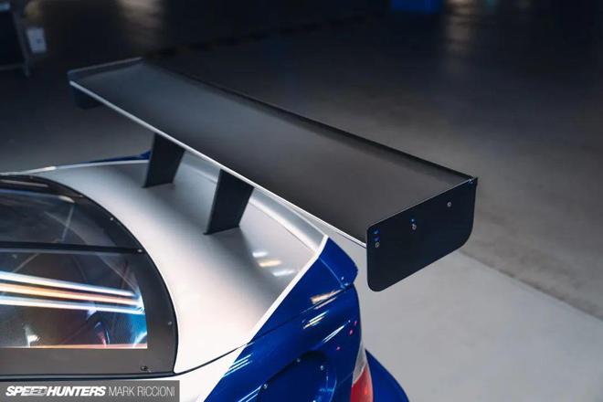 《极品飞车:最高通缉》E46M3GTR复活!现实比游戏更抓马(图14)