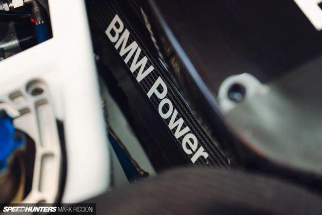 《极品飞车:最高通缉》E46M3GTR复活!现实比游戏更抓马(图11)