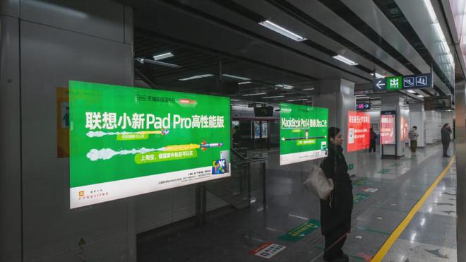 直接用产品名做海报创意天猫是懂“偷懒”的(图3)