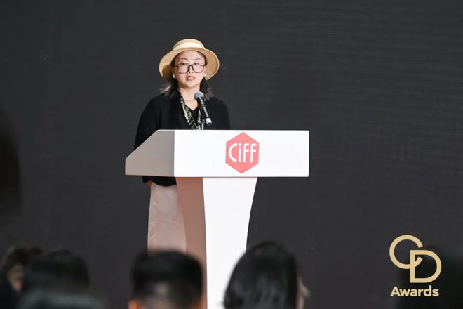 CIFF广州2025「华钻之星」颁奖典礼（民用家具展专场）盛大举办(图5)