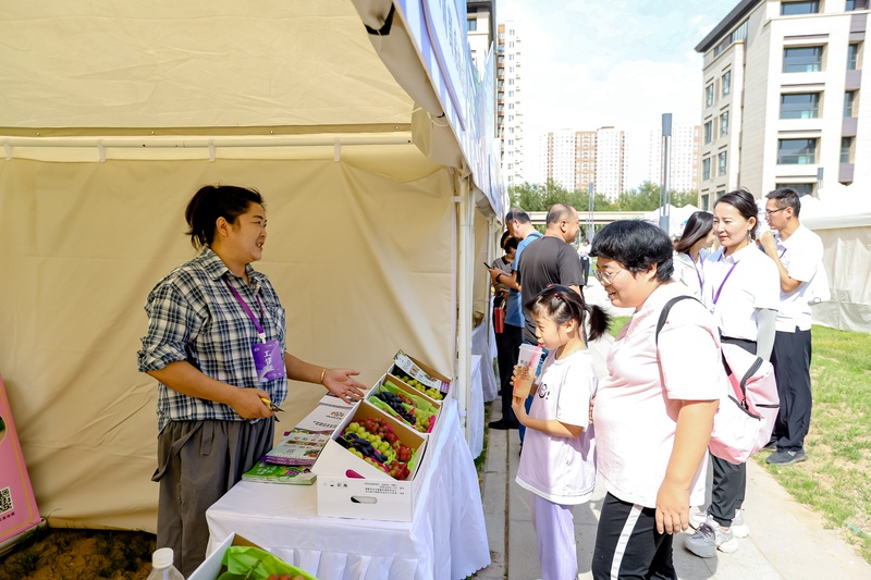北京大兴区采育数字时尚小镇国庆嘉年华开启“时尚+文化”点亮金秋假日新体验(图1)