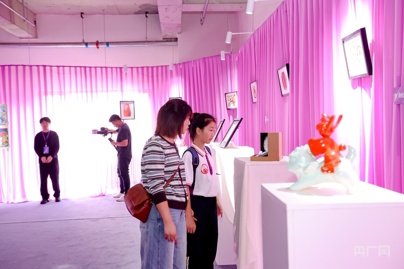 北京大兴区采育数字时尚小镇国庆嘉年华开启“时尚+文化”点亮金秋假日新体验(图3)