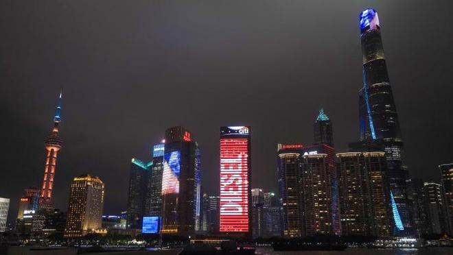 利郎LESSISMORE联合设计师周翔宇推出合作系列Diesel庆祝进入中国二十周年｜是日美好事物(图1)