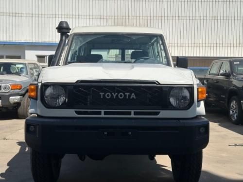 丰田25款酷路泽LC7840自动汽油版排量澎湃配置豪华金融灵活(图1)