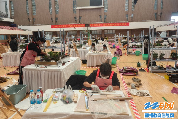 2025年河南省中等职业教育技能大赛农林牧渔类园林微景观设计与制作赛项在郑州市商贸管理学校举办(图3)