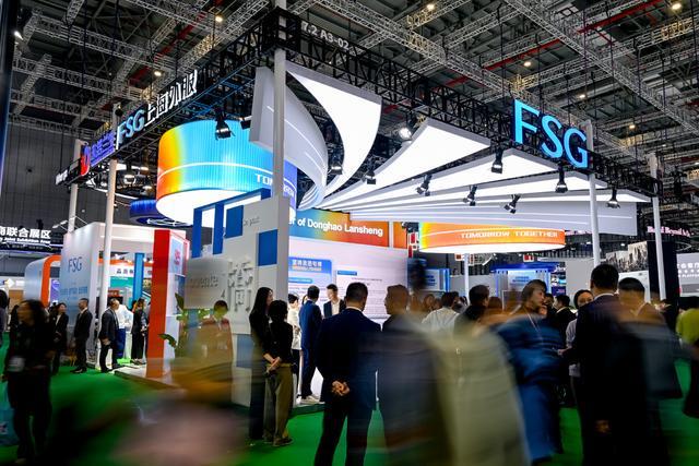 既参展又组展还兼服务东浩兰生为第八届进博会注入强劲动能(图2)