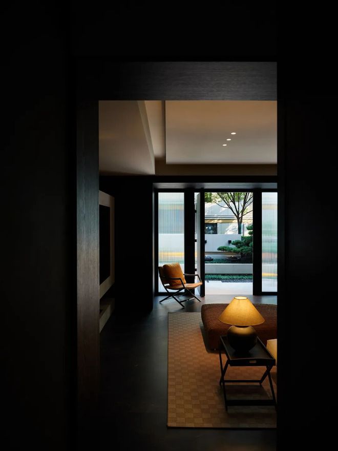 TLXD童凌霄设计｜宁波315㎡静雅大宅光年絮语(图8)