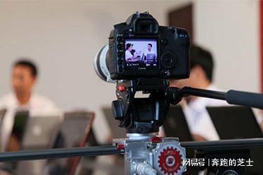企业宣传片制作首选常州一然广告专业团队打造多场景拍摄助(图1)
