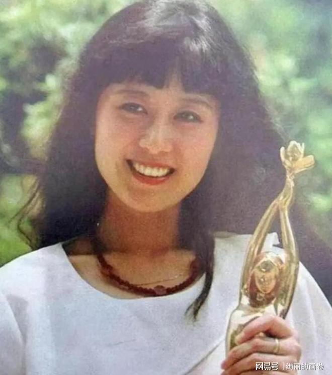 61岁娶著名女演员37年育两女活成人生赢家(图2)