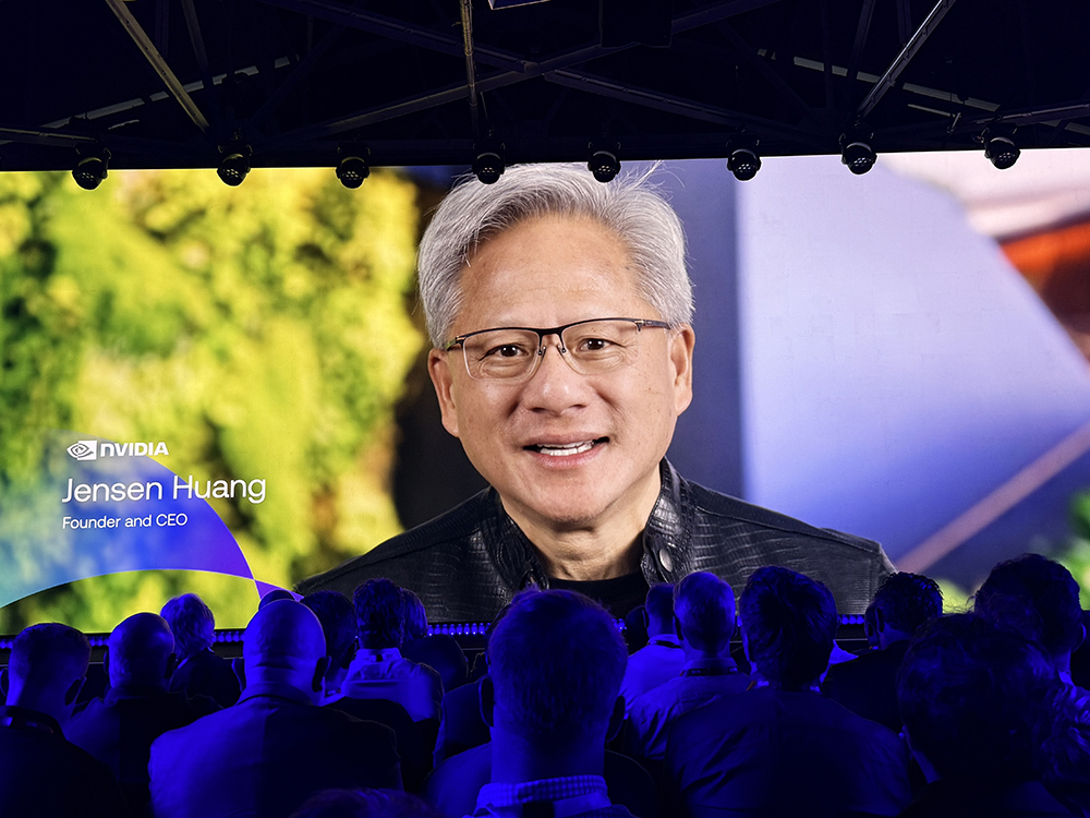 起猛了！Arm推出首个自研CPU黄仁勋贴大脸发言(图4)