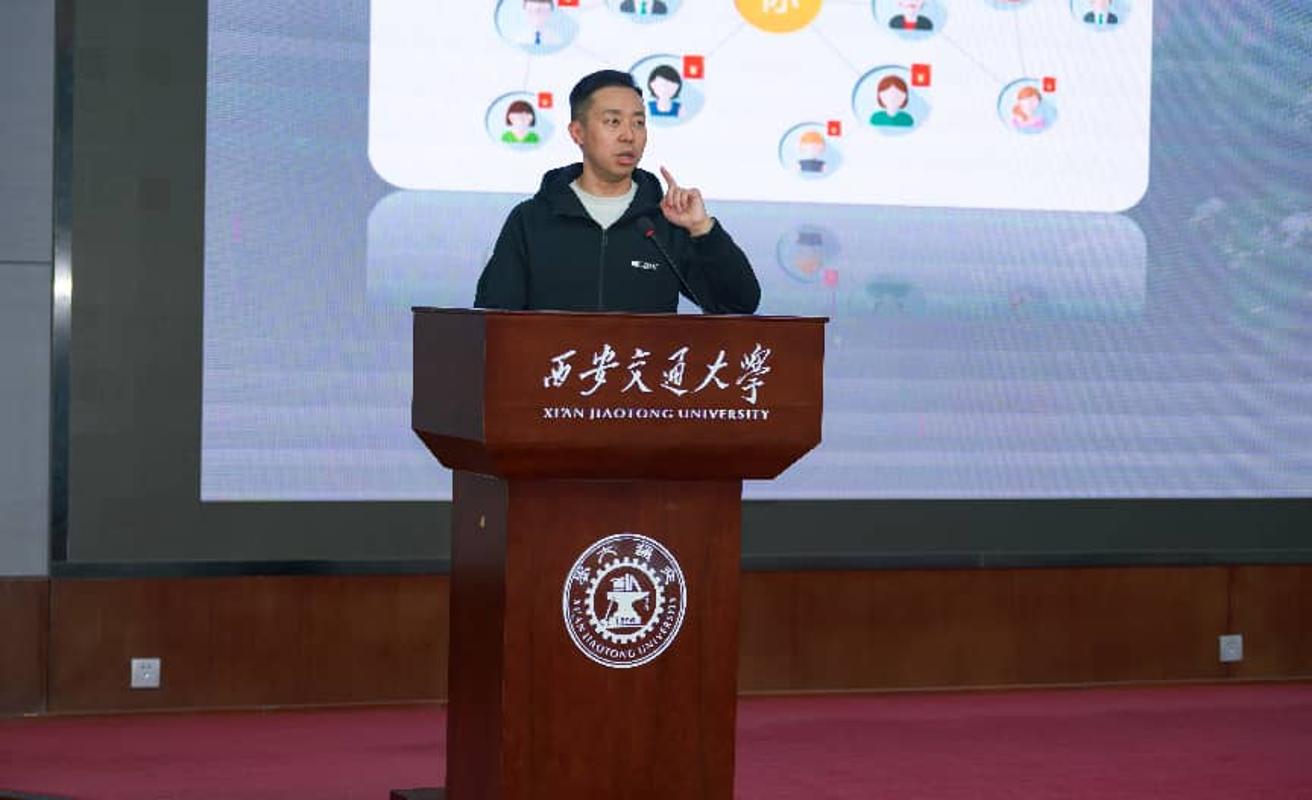 第18届大学生广告艺术大赛营销创客单元名家名师校园创意巡讲活动西安交通大学站举行(图2)